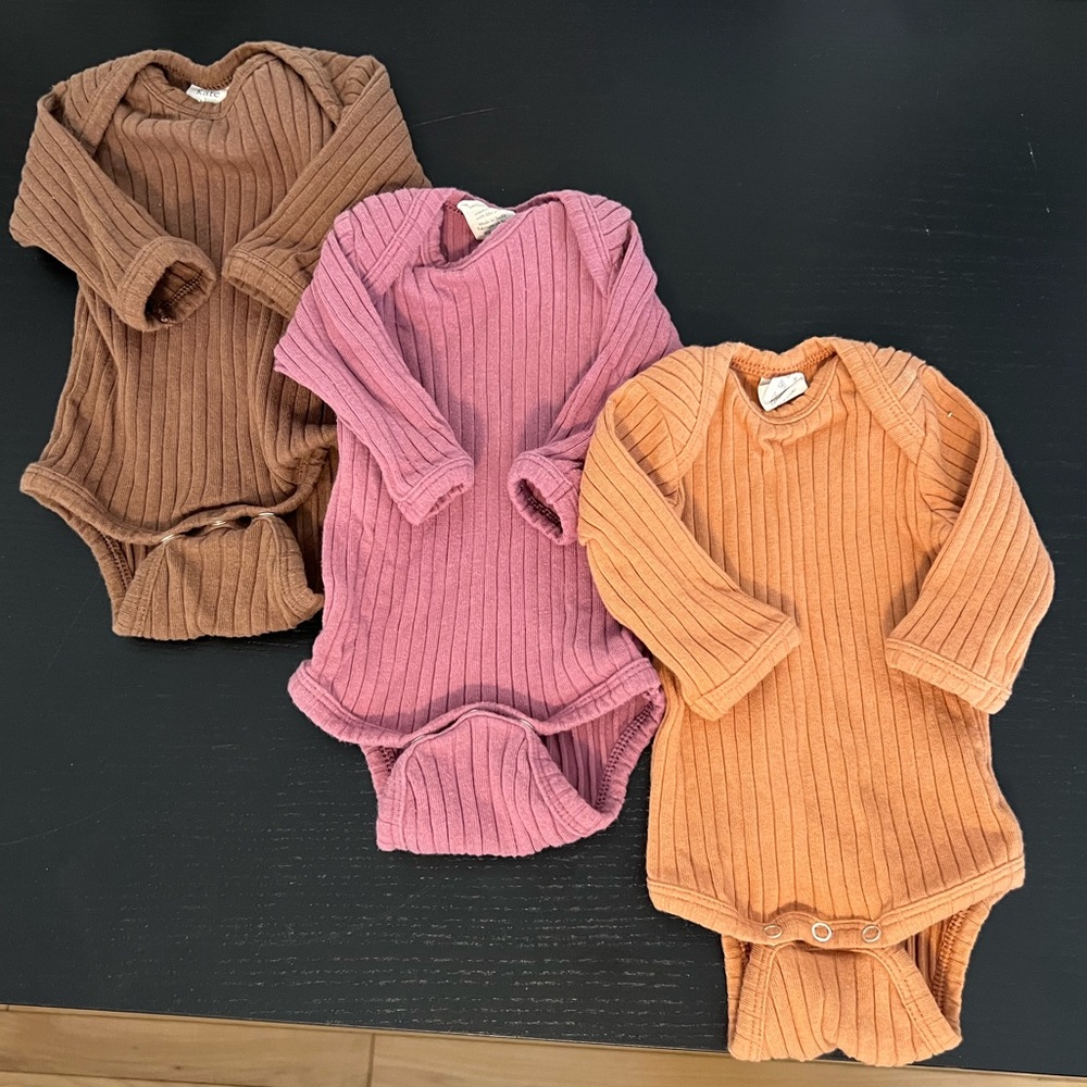 Bundle Kate Quinn Ribbed Onesies! Newborn